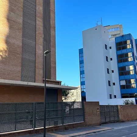 First-line On Levante Apartment *
