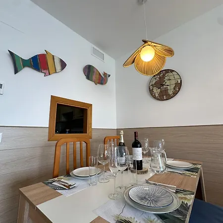 First-line On Levante Apartment
